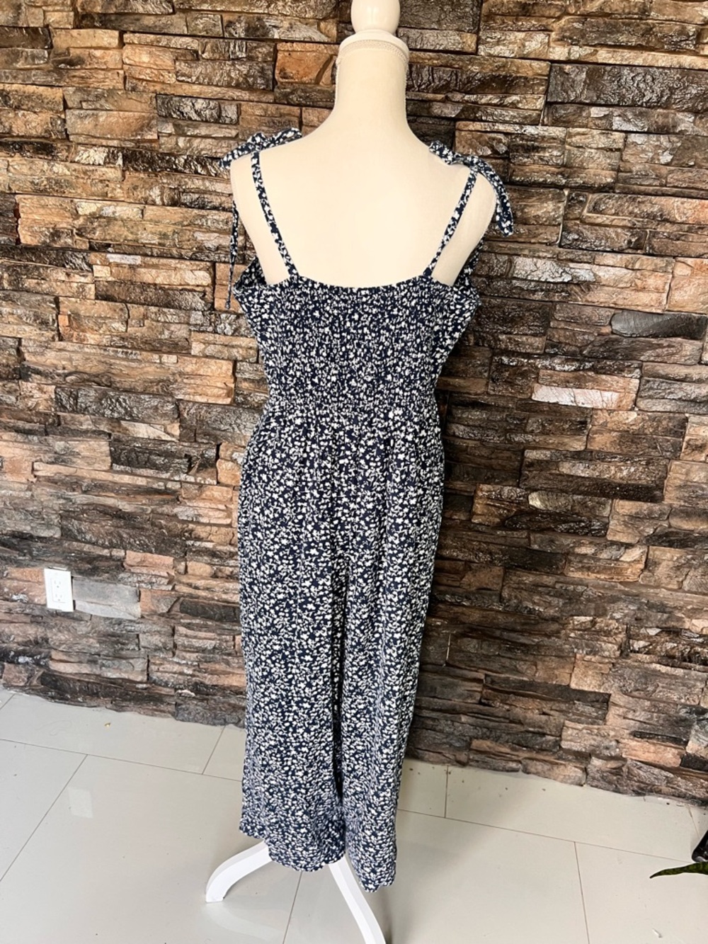 Old Navy Navy and White Floral Midi Sundress with Tie Straps - Picture 2 of 12